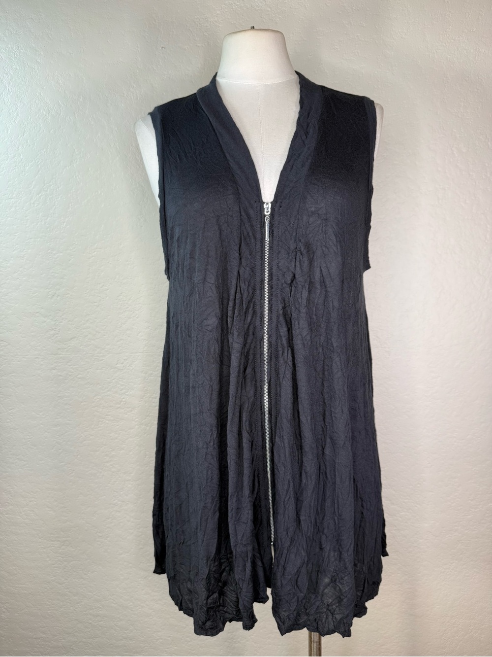 Comfy USA Crushed Crepe De Chine Verona A-Line Vest Tunic Top Size Medium EUC